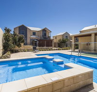 Serenity on the Terrace - Geraldton Accommodation