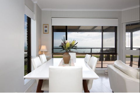 Shanti By The Sea - Geraldton Accommodation 0