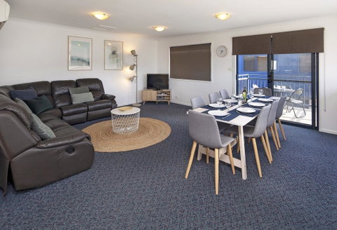 Silvertrees 5 - Geraldton Accommodation 0
