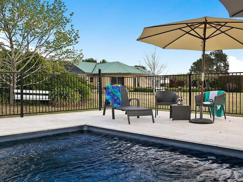 Sinden Park - Garden, Swimming Pool, Rural Vistas - Geraldton Accommodation 1