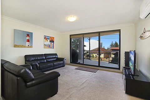 Sorrento Apartments - Unit 201 - Geraldton Accommodation 2