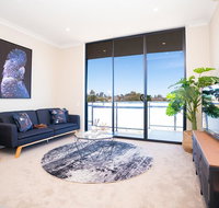 SP246-Brandnew modern Apt in Penrith with parking - Geraldton Accommodation