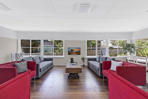 Spacious Living On Victoria - Geraldton Accommodation 0