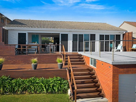 Spirit Of Gerroa - Geraldton Accommodation 1