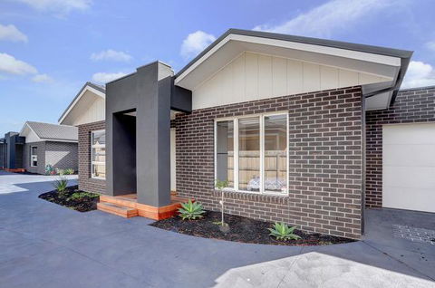 Staughton Sounds - Geraldton Accommodation 0