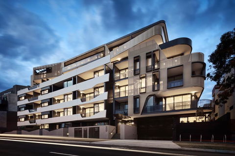 StayCentral Essendon Escape Sub-penthouse - Geraldton Accommodation 1
