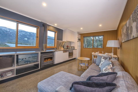 Studio 13 - Geraldton Accommodation 3