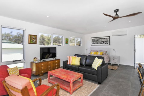 Studio 36 - Geraldton Accommodation 2