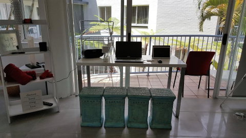 Studio Apartment Mooloolaba Beach Holiday Management - Geraldton Accommodation 3