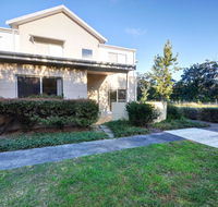 Stunning Holiday Townhouse - Geraldton Accommodation