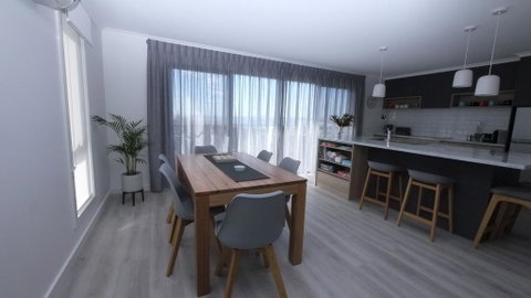 Stylish Holiday Unit - Geraldton Accommodation 1
