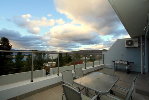 Summit 10/35 Clyde Street - Geraldton Accommodation 2