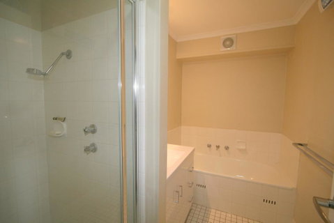 Summit 12/35 Clyde Street - Geraldton Accommodation 2
