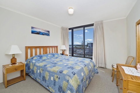 Sundial 602 8-10 Hollingworth Street - Geraldton Accommodation 3