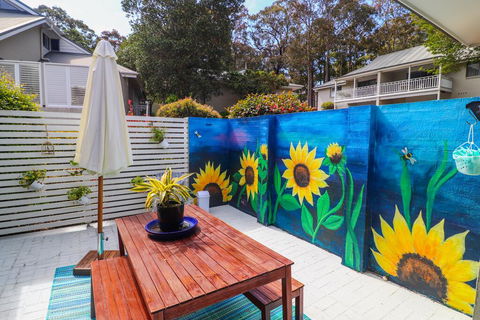 Sunflower Villa In Raffertys Resort - Geraldton Accommodation 0