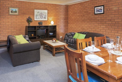 Sunrise 9 - Geraldton Accommodation 2