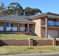 Sunset over Neptune - pet friendly 5 min to beach - Geraldton Accommodation