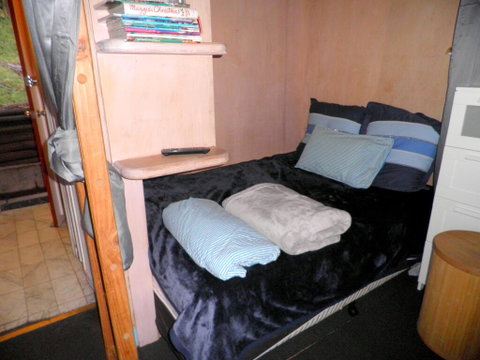 Super Value Thredbo STUDIO & Ante-Room Apartment - Geraldton Accommodation 1