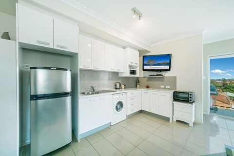 Suttons Beach Apartments - Geraldton Accommodation 3