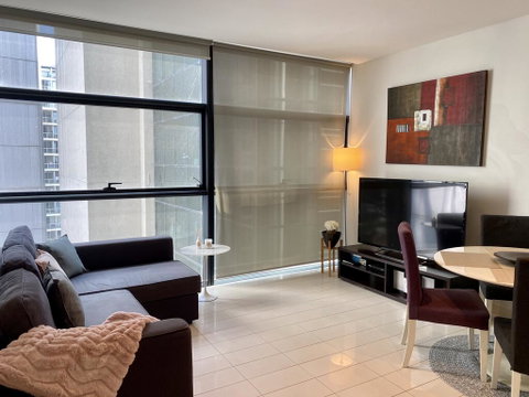 Sydney CBD Central Location - Spacious Apartment - Parking - Pool - Gym - Best Location - Geraldton Accommodation 0