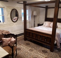Tanilba House - Geraldton Accommodation