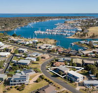 Tanjil - A stroll from the water in Paynesville - Geraldton Accommodation