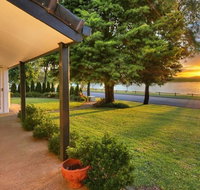 Tara Downs on Lake Albert - Geraldton Accommodation