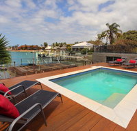 Tarcoola 49 - 4 BDRM Canal Home with Pool - Geraldton Accommodation
