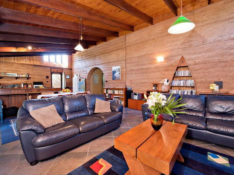 Tea Tree - Geraldton Accommodation 0