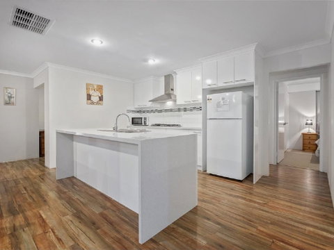 The Antonia Way - Geraldton Accommodation 1