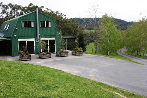 The Barn @ Charlottes Hill - Geraldton Accommodation 0