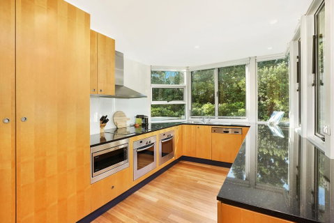 The Beach House - Geraldton Accommodation 3