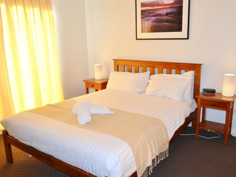 170 Hazards View - Unit 1 - Geraldton Accommodation 7