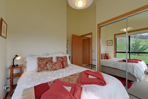 Moon River - Geraldton Accommodation 7