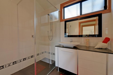 Moon River - Geraldton Accommodation 12