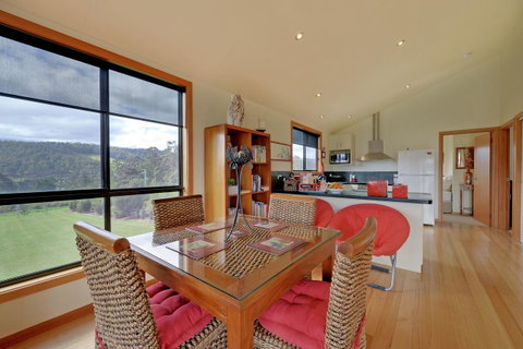 Moon River - Geraldton Accommodation 4