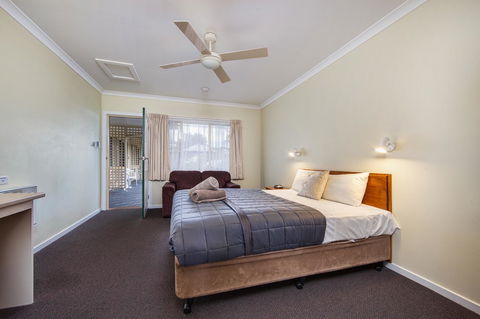 Wintersun Gardens Motel - Geraldton Accommodation 44