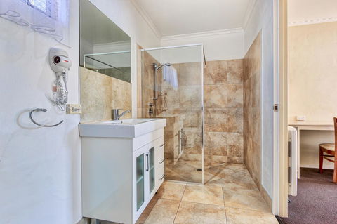 Wintersun Gardens Motel - Geraldton Accommodation 9