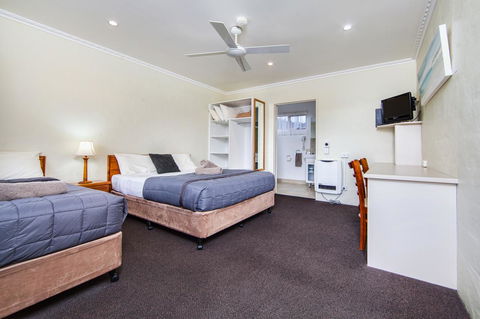 Wintersun Gardens Motel - Geraldton Accommodation 39