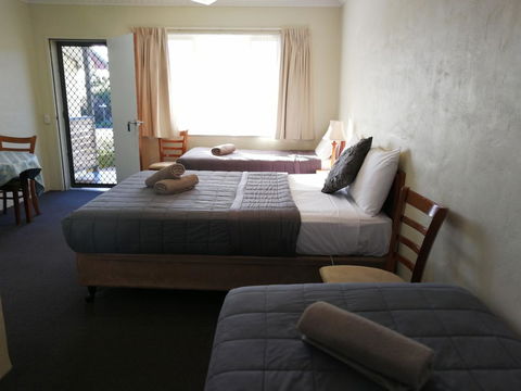Wintersun Gardens Motel - Geraldton Accommodation 12