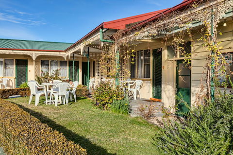 Wintersun Gardens Motel - Geraldton Accommodation 24