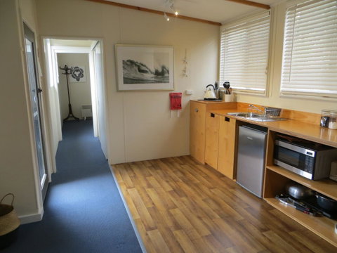 The Cabin 96 - Geraldton Accommodation 13
