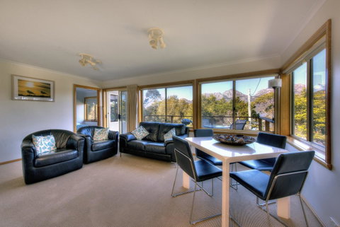 Freycinet Sanctuary 5 - Geraldton Accommodation 1
