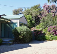 Hazards Beach House - Geraldton Accommodation