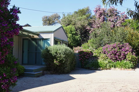 Hazards Beach House - Geraldton Accommodation 0