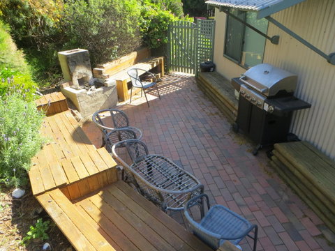 Hazards Beach House - Geraldton Accommodation 3