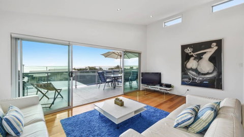 Seas The Day - Seaside Getaway - Geraldton Accommodation 4