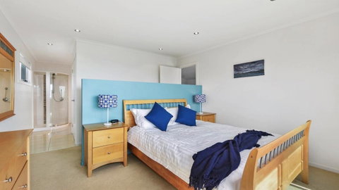 Seas The Day - Seaside Getaway - Geraldton Accommodation 7
