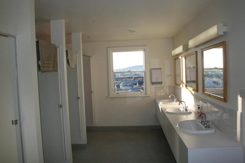 Arthouse Hostel - Geraldton Accommodation 15