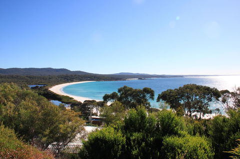 DOLPHIN LOOKOUT COTTAGE - Amazing Views Of The Bay Of Fires - Geraldton Accommodation 9